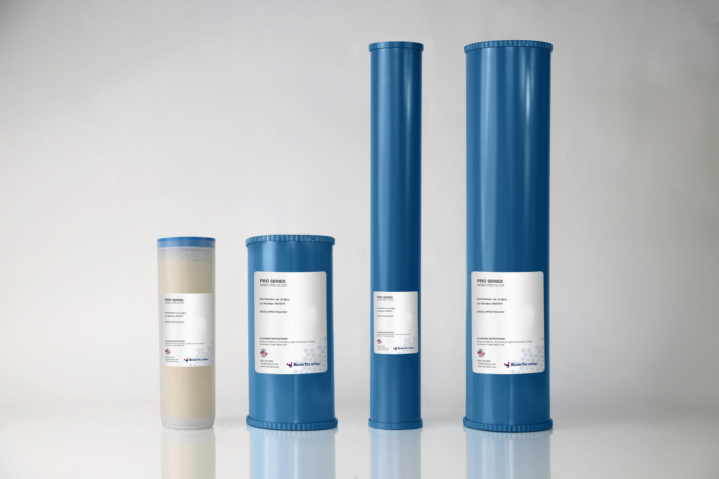 Standard 2.5" X 10" PFAS Filter Cartridge. Maximum Flow Rate 0.63 GPM. Capacity 3,559 Gallons.